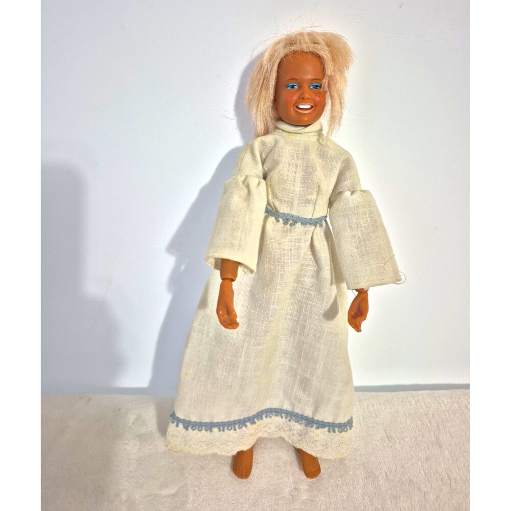 Vintage 1974 Kenner Dusty Doll Blonde Hair Freckles Blue Eyes Dress TLC